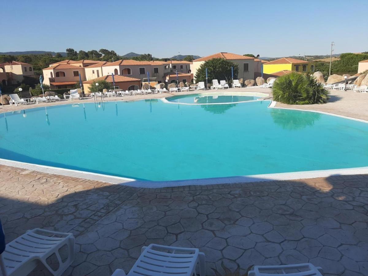 Surf House Mirice Apartment Vignola Mare Екстериор снимка