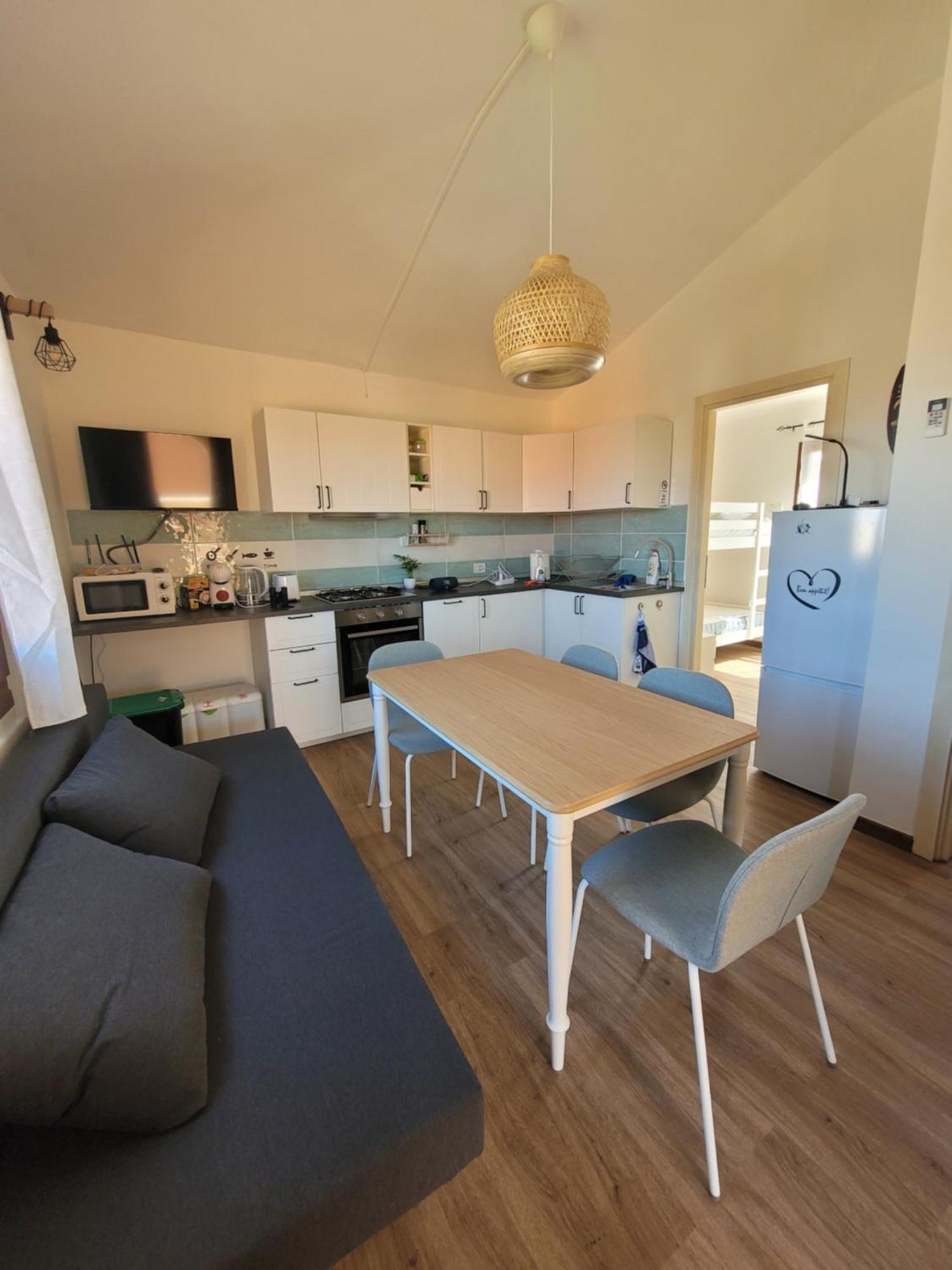 Surf House Mirice Apartment Vignola Mare Екстериор снимка