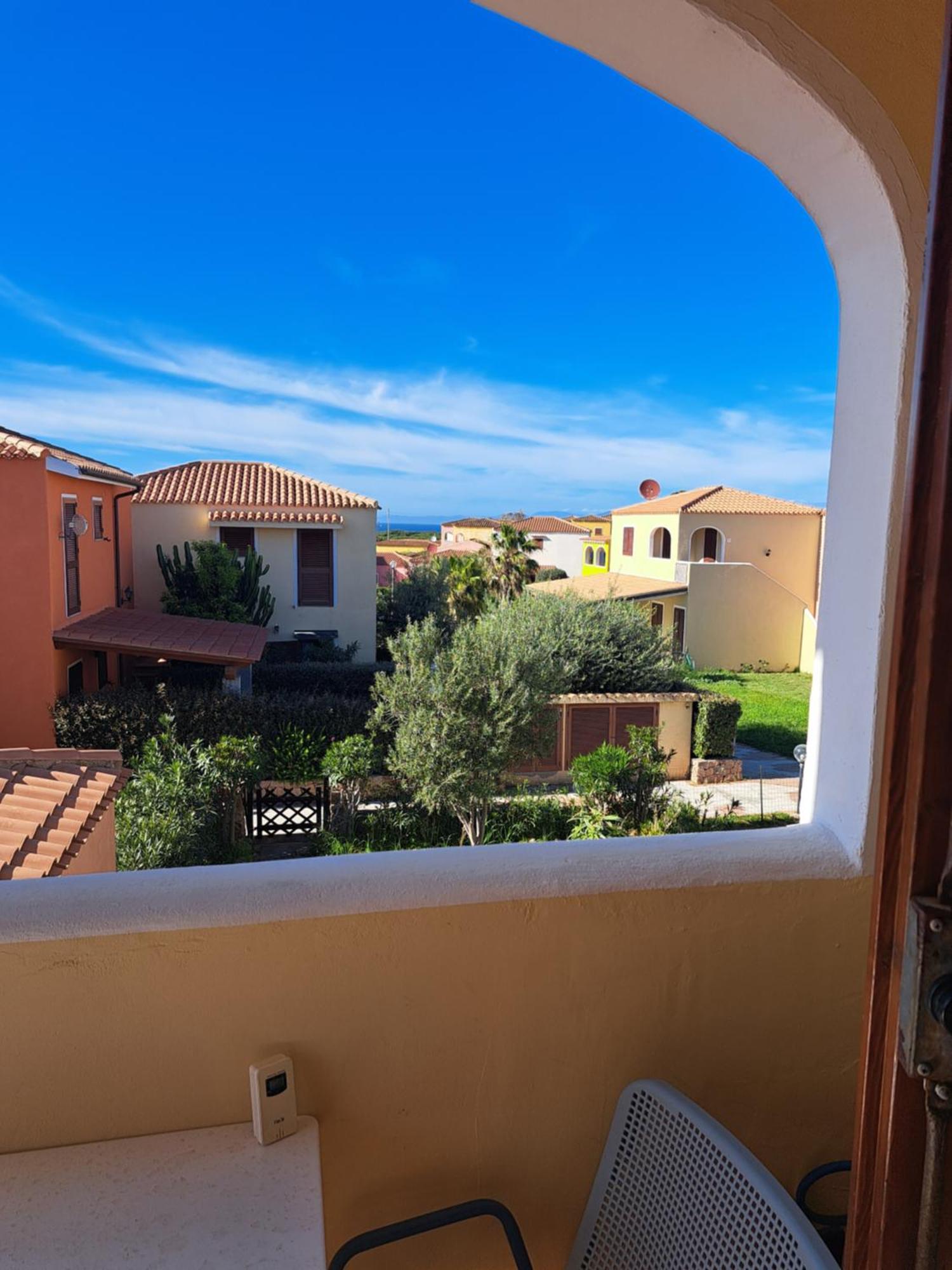 Surf House Mirice Apartment Vignola Mare Екстериор снимка